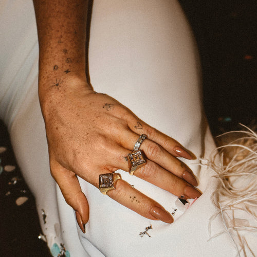 JULIOUS – Statement Square Ring
