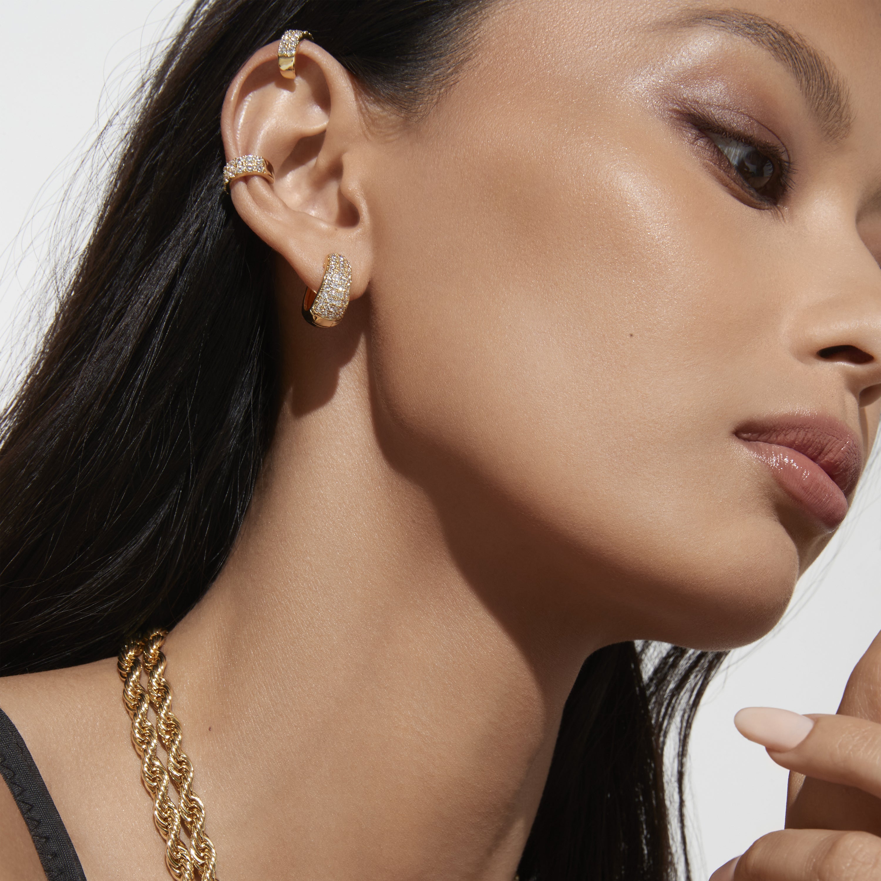 VIVIAN – Pave Ear Cuff