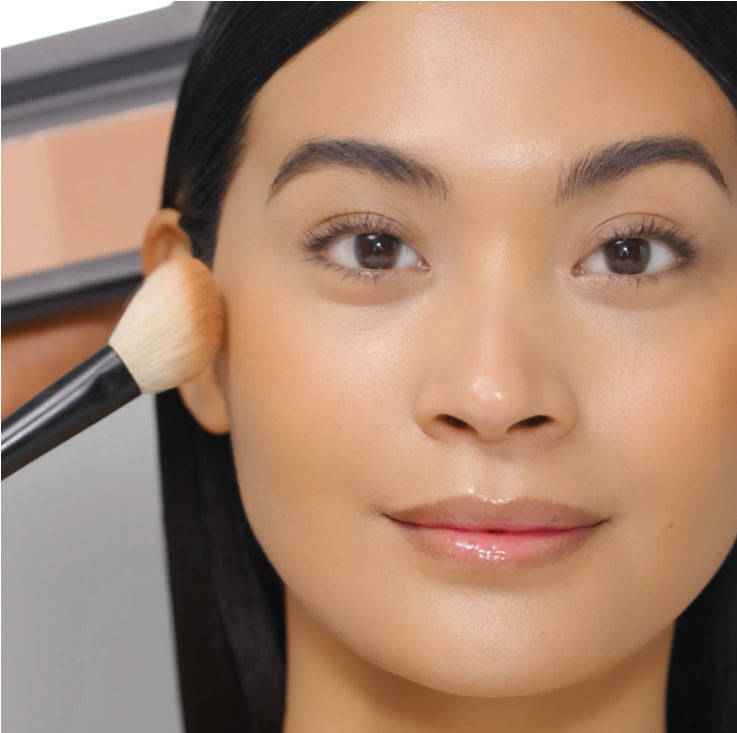 Motives®雙色修容餅