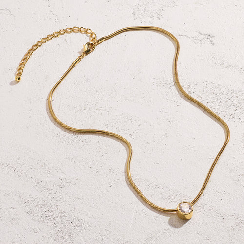 JULIETTE - Snake Chain with Bezel Pendant
