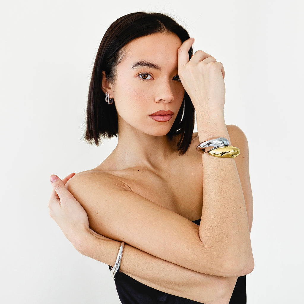 JADA – Statement Wrist Cuff (Set of Two)